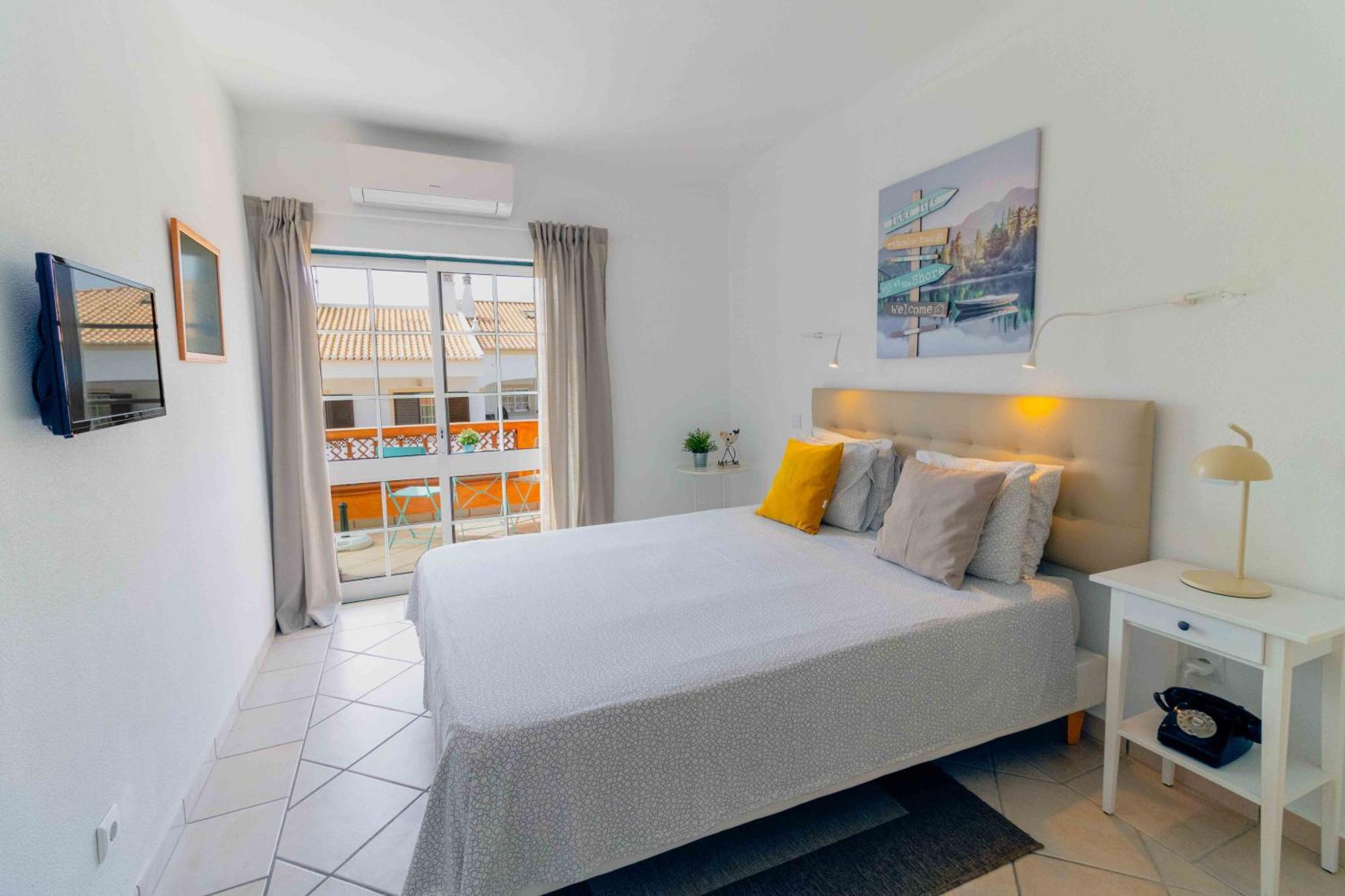 Casas Novas Guesthouse - Adults Only ลากอส ภายนอก รูปภาพ