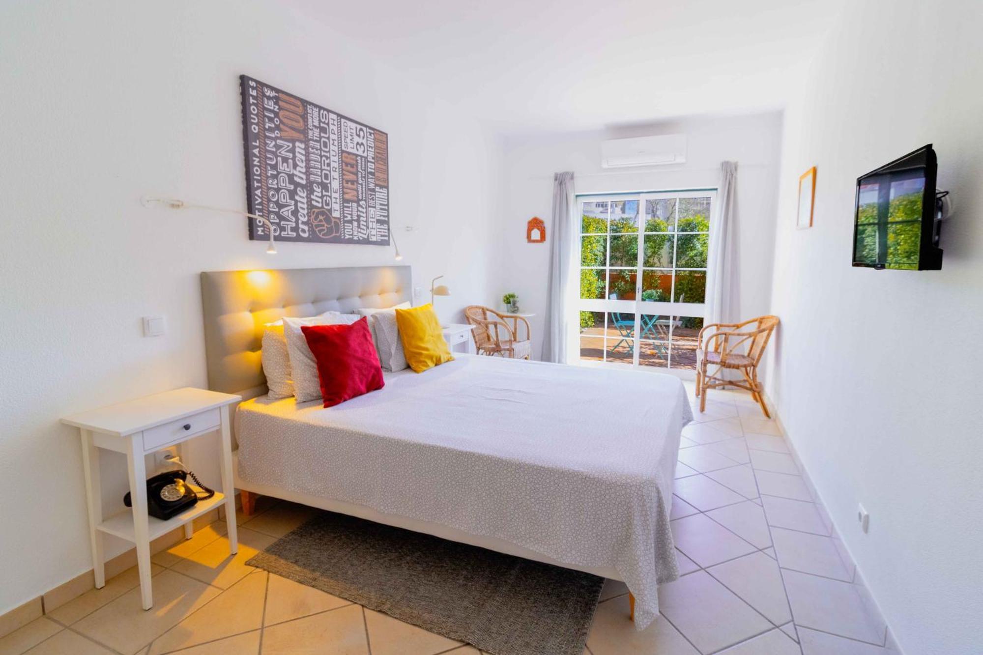 Casas Novas Guesthouse - Adults Only ลากอส ภายนอก รูปภาพ