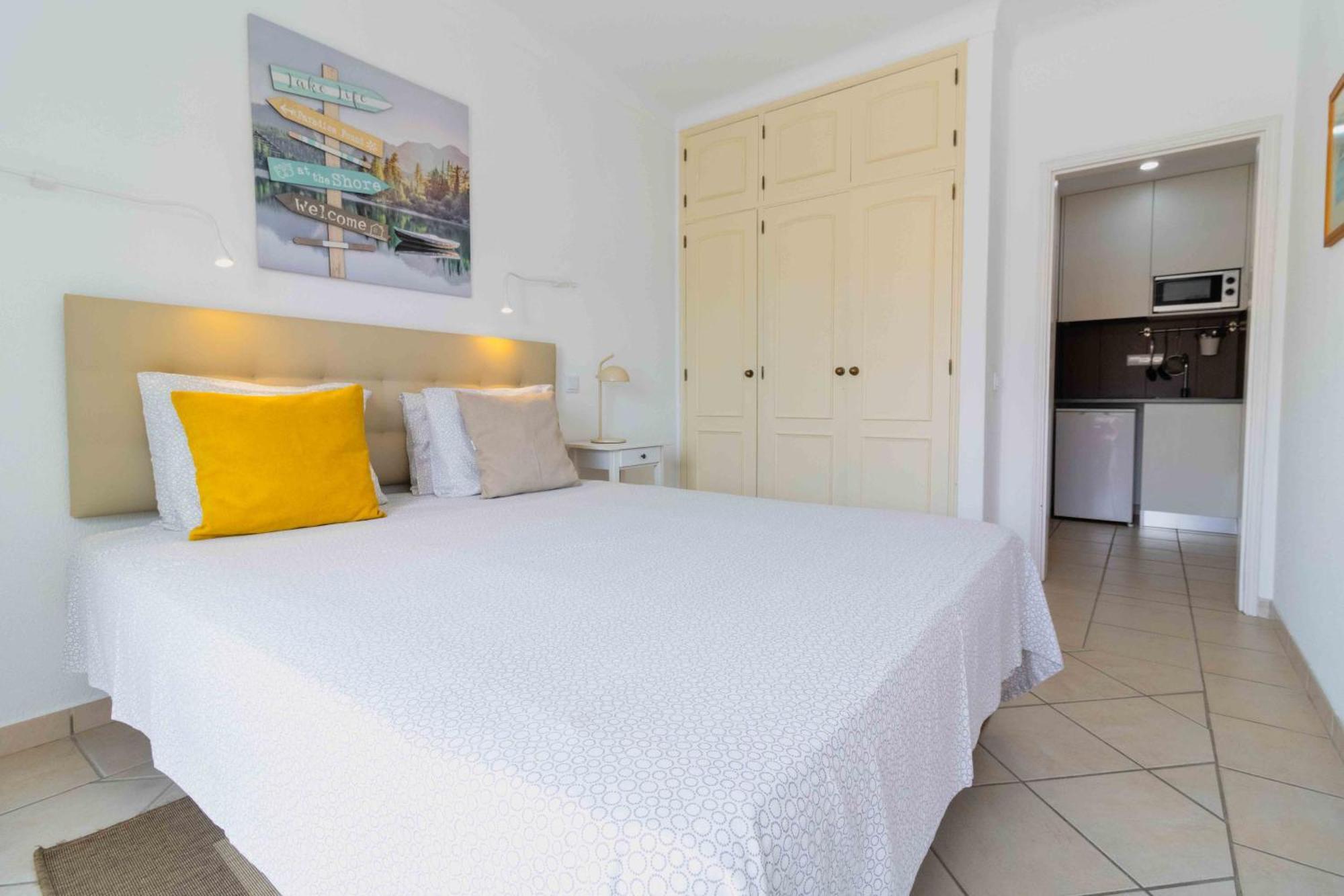 Casas Novas Guesthouse - Adults Only ลากอส ภายนอก รูปภาพ