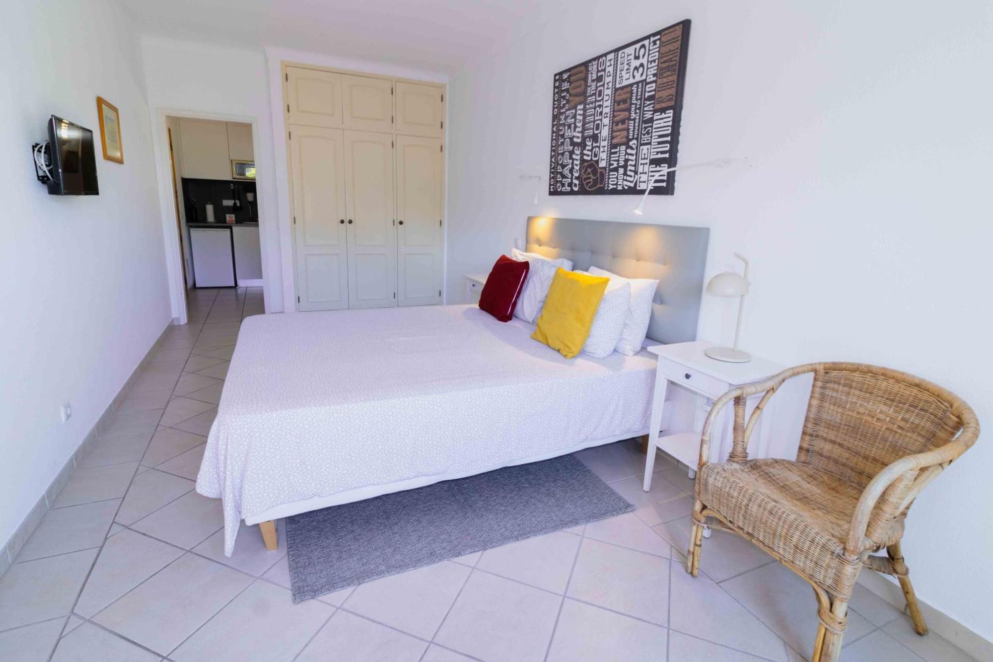 Casas Novas Guesthouse - Adults Only ลากอส ภายนอก รูปภาพ